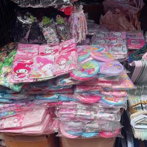 กระเป๋าใส่เหรียญลายน่ารัก กระเป๋าลายกันตูน กระเป๋าเด็ก กระเป๋าผู้หญิง กระเป๋าผู้ชาย