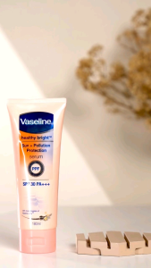 Vaseline SPF 30 PA++ Sunscreen Serum Vitamin Gluta 180ml