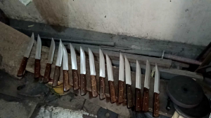 PISAU SEMBELIH KAMBING SUPER TAJAM BAJA FULL TANK