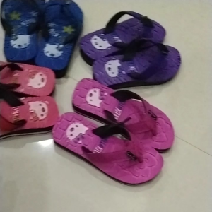 Sendal Jepit Anak Hello Kitty & Sandal Anak Wanita