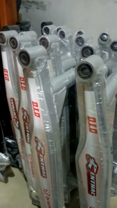 SWING ARM RAPLIKA KTM UNTUK MOTOR HONDA BLADE plus AS RODA