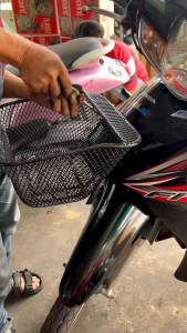 ตะกร้า Wave110inew เวฟ110i ปี2011-2024 เดิมๆ แถมสติ๊กเกอร์ Akana