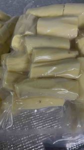 1kg khoai mì ruột vàng giống Thái (khoai lột sẵn hút ép chân không)