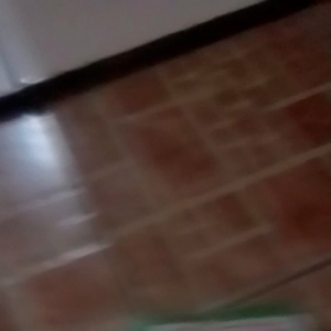 Jas hujan plastik setelan murah praktis dan siap pakai