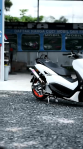 stiker skotlet putih glossy kilat sticker scotlite motor putih