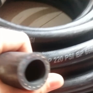 Selang Benang Dalam NCR AIR HOSE ISO 2398/A 3/4\\\"WP 220 PSI BP 660 PSI