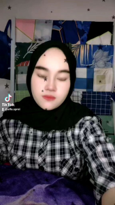 SELIMUT BULU KARAKTER SUDAH FREE TAS