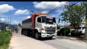 คันเร่งไฟฟ้า Dinobox Pro Ai 99ระดับ (รถบรรทุก Isuzu-Hino-Mitsu)
