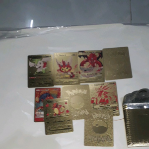 Bộ 10 thẻ bài Pokemon tiếng Anh bằng nhựa dẽo mạ vàng rất đẹp giao hình ngẫu nhiên