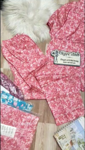 Bộ pijama nẹp viền hoa văn chất vải latin xịn