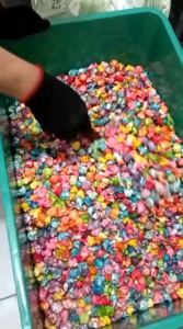 Popcorn Boom PREMIUM Varian Rainbow Glaze (warna-warni) kemasan pouch aluminium Untuk info lebih lanjut MOHON BACA DESKRIPSI