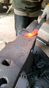 มีดกรีดยางนกฮูก รุ่นจัมโบ้ กรีดลื่นปรืด ลับครั้งเดียวกรีดได้ทั้งสวน ของแท้ล้าน%