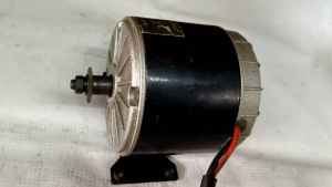 dinamo 24V DC model MY 1016