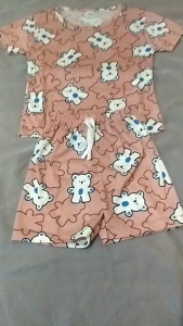 Setelan Anak Perempuan: Desain, Aksesoris & Bahan