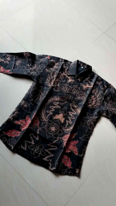 kemeja pria lengan pendek daun merah