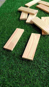 ไม้สนนอกรีดไสปรับ 4 หน้ากว้าง 6.1 ซม.หนา 1.3 ซม.ยาว 20 ซม.ราคามัดละ 60 บ.1 มัดมี 10 แผ่น *จัดเตรียมสินค้า 2-3 วัน