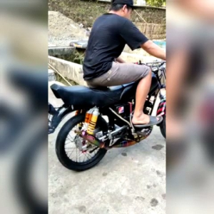 Knalpot RX King Kolong Repsol Pelangi: Pilihan Terbaik Untuk Motor Anda