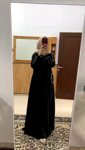 Gamis Lebaran HARSA: Pakaian Muslimah Nyaman & Elegan