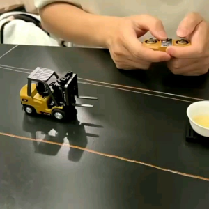 [NEW 2026] Xe nâng mini điều khiển 1/64 có Bluetooth – nâng hạ thật kết nối APP mô phỏng như xe thật chơi siêu vui