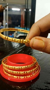 Bangles set for women ( age 5 years to 15 years) made in Myanmar gold new design for women Bast quality for 2 years