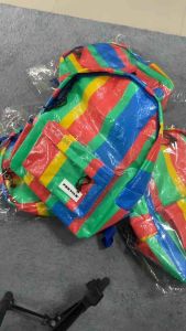 กระเป๋าเป้กันน้ำ (No.084) ใบใหญ่ใส่โน้ตบุ๊คได้ ผ้าใบและผ้ากระสอบลายสายรุ้ง