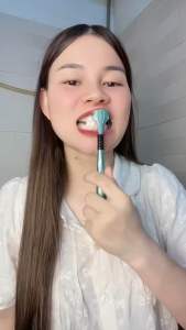 Bàn Chải Đánh Răng Hộp 4 Chiếc 3 Chiều Thế Hệ Mới Lông Mềm Mại Làm Sạch Kẽ Răng Cao Cấp