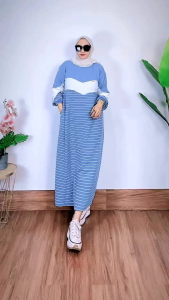 Midi Dress Kenit Aster: Desain Elegan & Nyaman