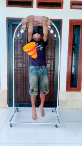 tiang ayunan bayi beroda