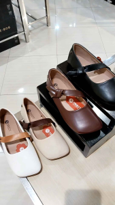TRISET‼️Sepatu wanita flat ringan dan empuk