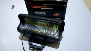 Lampu Kabut Dengan Penutup Halogen H3 55Watt 2Pcs