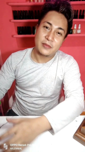 Asbak Kayu Jati Model Laci Ukuran Besar & Kursi Kayu Gratis Ongkir\\n\\n Apa Itu Desain Asbak Kayu Jati?\\nDesain asbak kayu jati adalah produk asbak yang terbuat dari kayu jati berkualitas tinggi. Kayu jati dipilih karena ketahanannya, keindahan teksturnya, dan kemampuan untuk melindungi lingkungan. Ada berbagai model asbak kayu jati yang populer, seperti asbak kayu jati model laci ukuran besar.\\n\\n Model Asbak Kayu Jati yang Populer\\nBeberapa model asbak kayu jati yang populer termasuk asbak kayu jati model laci ukuran besar, asbak kayu jati model minimalis, dan asbak kayu jati model tradisional. Setiap model memiliki ciri khasnya sendiri yang membuatnya unik dan menarik bagi para penggemar asbak kayu jati.\\n\\n Manfaat Desain Asbak Kayu Jati\\nDesain asbak kayu jati memiliki banyak manfaat, seperti:\\n\\n- Mengurangi polusi udara di rumah\\n- Menambah nilai estetika ruangan\\n- Menjadi hadiah yang unik dan berharga\\n\\n Asbak Kayu Ukuran Besar: Fungsi dan Kelebihan\\nAsbak kayu ukuran besar memiliki fungsi dan kelebihan yang unik dibandingkan asbak biasa. Asbak kayu ukuran besar lebih cocok digunakan dalam ruang tamu karena kemampuannya untuk menampung lebih banyak abu rokok.\\n\\n Penggunaan Asbak Kayu Ukuran Besar dalam Ruang Tamu\\nAsbak kayu ukuran besar sangat cocok digunakan dalam ruang tamu karena kemampuannya untuk menambah nilai estetika ruangan. Selain itu, asbak kayu ukuran besar juga dapat digunakan sebagai elemen dekorasi yang menarik perhatian tamu.\\n\\n Perawatan Asbak Kayu Ukuran Besar\\nPerawatan asbak kayu ukuran besar sangat penting untuk menjaga kualitas dan keindahan produk. Beberapa tips perawatan asbak kayu ukuran besar termasuk membersihkan asbak secara teratur, menjaga asbak dari sinar matahari langsung, dan menghindari penggunaan bahan kimia yang keras.\\n\\n Asbak Kayu Jati Model Laci: Keunggulan dan Keunikan\\nAsbak kayu jati model laci memiliki keunggulan dan keunikan yang membuatnya menjadi pilihan yang tepat bagi para penggemar asbak kayu jati. Beberapa keunggulan asbak kayu jati model laci termasuk:\\n\\n- Desain yang indah dan unik\\n- Fungsi laci yang dapat digunakan untuk menyimpan benda-benda kecil\\n- Bahan kayu jati yang berkualitas tinggi\\n\\n Bagaimana Membeli Asbak Kayu Jati Model Laci?\\nUntuk membeli asbak kayu jati model laci, Anda dapat mencari toko online atau offline yang menjual produk tersebut. Pastikan untuk memilih toko yang terpercaya dan memiliki reputasi baik dalam menjual produk asbak kayu jati.\\n\\n Tips Memilih Asbak Kayu Jati Model Laci yang Tepat\\nBeberapa tips memilih asbak kayu jati model laci yang tepat termasuk:\\n\\n- Memilih desain yang sesuai dengan keinginan dan kebutuhan\\n- Memastikan kualitas bahan kayu jati yang digunakan\\n- Memeriksa ukuran dan dimensi asbak sebelum membeli\\n\\n Kursi Kayu Gratis Ongkir: Keuntungan dan Cara Mendapatkannya\\nKursi kayu gratis ongkir adalah produk kursi kayu yang dapat dibeli dengan biaya pengiriman gratis. Kursi kayu gratis ongkir memiliki banyak keuntungan, seperti:\\n\\n- Menghemat biaya pengiriman\\n- Memiliki kualitas yang baik\\n- Cocok untuk digunakan di rumah atau kantor\\n\\n Manfaat Kursi Kayu Gratis Ongkir\\nBeberapa manfaat kursi kayu gratis ongkir termasuk:\\n\\n- Menghemat biaya pengiriman\\n- Memiliki kualitas yang baik\\n- Cocok untuk digunakan di rumah atau kantor\\n\\n Bagaimana Membeli Kursi Kayu Gratis Ongkir?\\nUntuk membeli kursi kayu gratis ongkir, Anda dapat mencari toko online atau offline yang menjual produk tersebut. Pastikan untuk memilih toko yang terpercaya dan memiliki reputasi baik dalam menjual kursi kayu gratis ongkir.\\n\\n Asbak Kayu untuk Ruang Tamu: Pilihan Terbaik\\nAsbak kayu untuk ruang tamu adalah pilihan terbaik bagi para penggemar asbak kayu jati. Asbak kayu untuk ruang tamu memiliki banyak manfaat, seperti:\\n\\n- Menambah nilai estetika ruangan\\n- Mengurangi polusi udara di rumah\\n- Menjadi elemen dekorasi yang menarik perhatian tamu\\n\\n Desain Asbak Kayu untuk Ruang Tamu\\nBeberapa desain asbak kayu untuk ruang tamu termasuk:\\n\\n- Asbak kayu jati model laci ukuran besar\\n- Asbak kayu jati model minimalis\\n- Asbak kayu jati model tradisional\\n\\n Tips Memilih Asbak Kayu untuk Ruang Tamu yang Tepat\\nBeberapa tips memilih asbak kayu untuk ruang tamu yang tepat termasuk:\\n\\n- Memilih desain yang sesuai dengan keinginan dan kebutuhan\\n- Memastikan kualitas bahan kayu jati yang digunakan\\n- Memeriksa ukuran dan dimensi asbak sebelum membeli\"\n}\n}