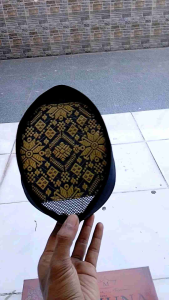 PECI Songkok Bludru Hitam Ac Motif Kain Songket Emas