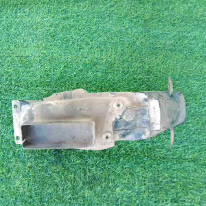 บังโคลนหลัง Yamaha Bell r(หน้าใหญ่)แท้ถอดรถมือสอง ตำหนิรอยแตกนิดหน่อยไม่มีปัญหาต่อการใช้งาน อ่านด้วย