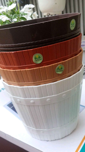 chậu nhựa kiểu thùng gỗ R22xC17cm