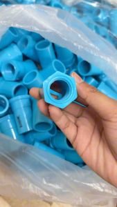 (ร้านกรเกษตร) ข้อต่อตรง PVC เกลียวใน ขนาด 4 หุน ตราRed hanD