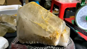 Thạch anh khói tự nhiên