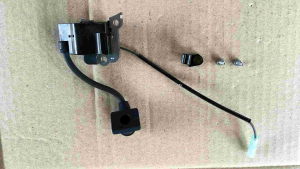 A366ชุดคอยล์ไฟ +น็อตยึด 2ตัว +กิ๊ฟล็อค1ตัว (ครบชุด) รุ่น GX35 ของแท้ เครื่องตัดหญ้า 4 จังหวะ "ยี่ห้อ" HONDA รุ่นUMK 435T U2TT ของแท้ #แท้ติดเครื่องใหม่มา