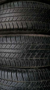 BAN MOBIL COPOTAN UKURAN 205, 215, 225, 265 RING 17 VARIASI UKURAN TUBLES BERKUALITAS