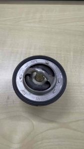 *Nissan L10l Livina Thermostat (82°C) Latio Sylphy Teana Almera Vannet M20l Serena X-Trail 21200-Ed00A