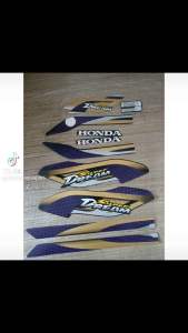 Bộ tem Super Dream màu tím hàng nhập Thái Lan chất lượng cao dành trang trí riêng cho dòng xe này tem in lụa hàng 3 lớp màu sắc rất đẹp và bền giá bán cực tốt bán lẻ như bán sỉ