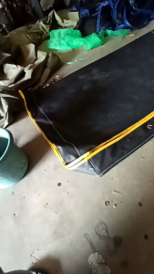 Perlindungan Kendaraan: Cover Tutup Bak Pickup