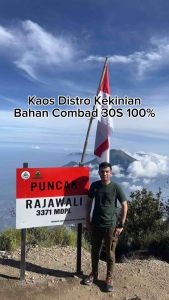 Kaos Pria Distro Kekinian: Bahan, Desain & Tips Memilih