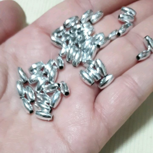 เม็ดข้าวสาร ขนาด 4×8 มิล 20 กรัม  ลูกปัด   Diy ลูกปัดเม็ดข้าวสาร