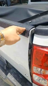 Chevrolet Colorado 2012-2019 (เชฟโรเลต โคโลราโด้) โช๊คกระบะท้าย Slow down ฝาท้าย ตรงรุ่นติดตั้งเองได้ไม่ต้องเจาะ รับประกัน 1 ปี