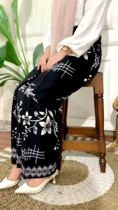 SARUNG GOYOR SANTRI PUTRI MOTIF TERBARU KAIN RAYON ADEM HALUS