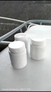 (1 KG) Kapur Sirih Basah Food Grade 100% Kapur Sirih Batu Gamping / Kapur Sirih 1 KG / Kapur Sirih Asli 1 KG / Kapur Sirih / Kapur Sirih Asli untuk Makanan 1 KG / Kapur / Kapur Sirih Apu / Kapur Sirih / Kapur Gamping Aktif