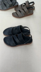 Dép quai hậu nam 3 quai ngang Sandal nam SDL3 hậu xoay tiện lợi đế lõm ôm chân