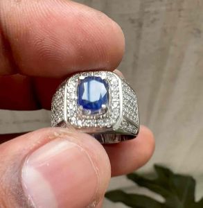 Batu blue safir cylon srilangka Natural Blue Sapphire Ceylon Sri lanka Dim 7.5x5.5x2