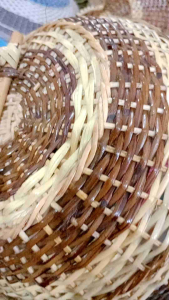 Tudung Saji Rotan Asli: Desain Elegan & Bahan Berkualitas