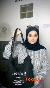 Toko Uci: Tas Selempang Kualitas Tinggi & Desain Modern